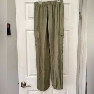 Altar'd State Ladies Linen Cargo Pants Sage Medium